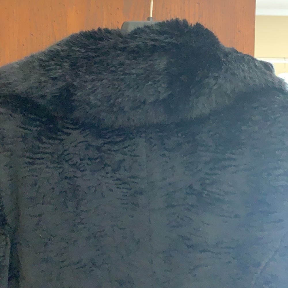 Brooks Brothers Faux Fur Coat 6 - Picture 12 of 15